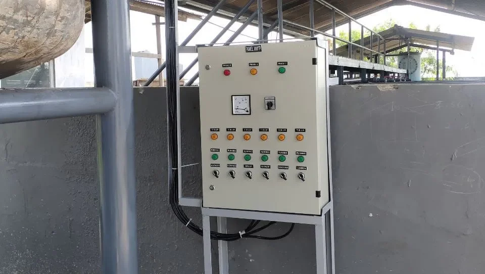 Layanan dan Produk 7 Panel Elektrikal